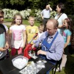 21.05.2016 Oblęgorek. Ogólnopolski zlot szkół imienia Henryka Sienkiewicza. / Jarosław Kubalski / Radio Kielce