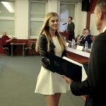 23.05.2016 Kielce. Sesja Sejmiku Województwa Świętokrzyskiego podczas której m.in wręczono stypendia dla  młodych sportowców. / Jarosław Kubalski / Radio Kielce