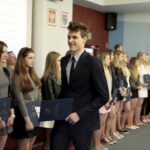 23.05.2016 Kielce. Sesja Sejmiku Województwa Świętokrzyskiego podczas której m.in wręczono stypendia dla  młodych sportowców. / Jarosław Kubalski / Radio Kielce