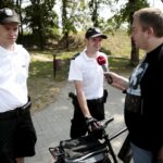 26.05.2016 Kielce. Policjanci patrolują na elektrycznych rowerach okolice Zalewu. / Jarosław Kubalski / Radio Kielce