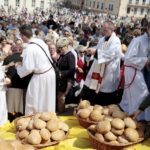 26.05.2016 Kielce. Procesja Bożego Ciała. / Jarosław Kubalski / Radio Kielce