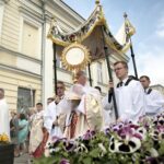 26.05.2016 Kielce. Procesja Bożego Ciała. / Jarosław Kubalski / Radio Kielce