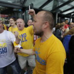 27.05.2016 Kolonia. Niemcy. Kibice na Lanxess Arena przed meczami o trzecie , drugie i pierwsze miejsce. / Jarosław Kubalski / Radio Kielce