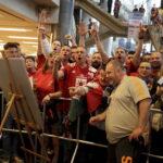 27.05.2016 Kolonia. Niemcy. Kibice na Lanxess Arena przed meczami o trzecie , drugie i pierwsze miejsce. / Jarosław Kubalski / Radio Kielce