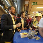 27.05.2016 Kolonia. Niemcy. Kibice na Lanxess Arena przed meczami o trzecie , drugie i pierwsze miejsce. / Jarosław Kubalski / Radio Kielce