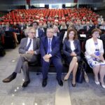 31.05.2016 Kielce. Targi Autostrada Polska. Rozpoczęcie. Prezes Targów Kielce Andrzej Mochoń, minister infrastruktury Andrzej Adamczyk, wojewoda Agata Wojtyszek, poseł Maria Zuba. / Jarosław Kubalski / Radio Kielce