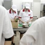 31.05.2016 Kielce. Kulinarna część konkursu dla hufców OHP "Europa da się lubić" . Uczestnicy przygotowywali potrawy z różnych rejonów Europy. / Jarosław Kubalski / Radio Kielce