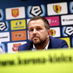 31.05.2016 Kielce. Nowy trener Korony Kielce Tomasz Wilman podczas konferencji prasowej. / Jarosław Kubalski / Radio Kielce