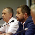 31.05.2016 Kielce. Nowy trener Korony Kielce Tomasz Wilman podczas konferencji prasowej. / Jarosław Kubalski / Radio Kielce