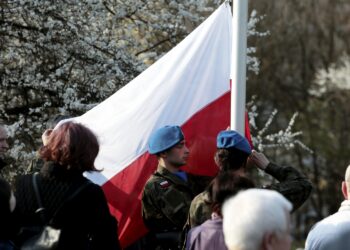 13.04.2016 Kielce. Uroczystości w 76 rocznice zbrodni katyńskiej. Ulicami Kielc przeszedł III Marsz Pamięci. / Jarosław Kubalski / Radio Kielce