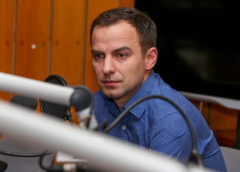 28.02.2016 Studio Polityczne Radia Kielce. Grzegorz Kowalski / Stanisław Blinstrub / Radio Kielce