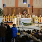 01.05.2016 Obchody Dnia Ludzi Pracy zorganizowane przez "Solidarność". Msza w kościele świętego Józefa Robotnika w Kielcach / Wojciech Habdas / Radio Kielce