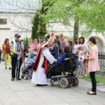 06.05.2016. Ulicami Kielc przeszedł marsz, będący częścią obchodów Dnia Godności Osób z Niepełnosprawnością / Wojciech Habdas / Radio Kielce