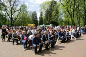 06.05.2016. Ulicami Kielc przeszedł marsz, będący częścią obchodów Dnia Godności Osób z Niepełnosprawnością / Wojciech Habdas / Radio Kielce