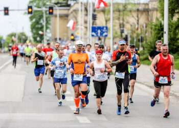 8.5.2016 Kielce. II sieBiega Półmaraton. / Wojciech Habdas / Radio Kielce
