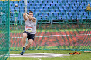 8.5.2016 Kielce. VII Memoriał Zdzisława Furmanka. Dwukrotny mistrz świata Paweł Fajdek / Wojciech Habdas / Radio Kielce