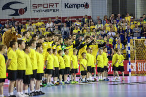 8.5.2016 Kielce. Fragment meczu Vive Tauron Kielce - Orlen Wisła Płock. / Wojciech Habdas / Radio Kielce