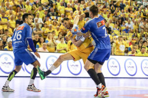 8.5.2016 Kielce. Fragment meczu Vive Tauron Kielce - Orlen Wisła Płock. / Wojciech Habdas / Radio Kielce