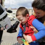 09.05.2016. Na placu Artystów można oglądać tranzyt Merkurego / Wojciech Habdas / Radio Kielce