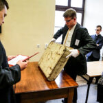 10.5.2016 Kielce. Wyższe Seminarium Duchowne. Chrzest i jego dziedzictwo. Konferencja z okazji rocznicy 1050-lecia chrztu. Antyfonarz Miechowski / Wojciech Habdas / Radio Kielce