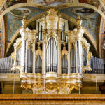 10.5.2016 Kielce. Chrzest i jego dziedzictwo. Konferencja z okazji rocznicy 1050-lecia chrztu. Zwiedzanie Katedry. Organy / Wojciech Habdas / Radio Kielce