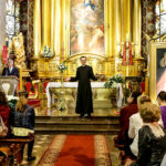 10.5.2016 Kielce. Chrzest i jego dziedzictwo. Konferencja z okazji rocznicy 1050-lecia chrztu. Zwiedzanie Katedry. / Wojciech Habdas / Radio Kielce