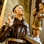 10.5.2016 Kielce. Chrzest i jego dziedzictwo. Konferencja z okazji rocznicy 1050-lecia chrztu. Zwiedzanie Katedry. / Wojciech Habdas / Radio Kielce