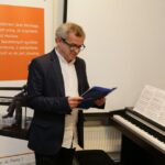 10.05.2016. Danuta Gajek - nauczycielka z Chmielnika - otrzymała Nagrodę im. Hanny Goldszajd i Dawidka Rubinowicza / Wojciech Habdas / Radio Kielce