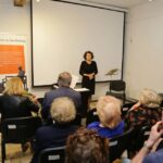 10.05.2016. Danuta Gajek - nauczycielka z Chmielnika - otrzymała Nagrodę im. Hanny Goldszajd i Dawidka Rubinowicza / Wojciech Habdas / Radio Kielce