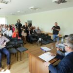 11.05.2016. Spotkanie z mieszkańcami Nowego Korczyna w sprawie budowy obwodnicy / Wojciech Habdas / Radio Kielce