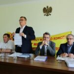 11.05.2016. Spotkanie z mieszkańcami Nowego Korczyna w sprawie budowy obwodnicy / Wojciech Habdas / Radio Kielce