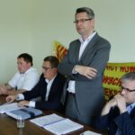 11.05.2016. Spotkanie z mieszkańcami Nowego Korczyna w sprawie budowy obwodnicy / Wojciech Habdas / Radio Kielce