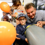 13.5.2016 Kielce. Mieszkańcy Kielc mogli zobaczyć jak działa wymiennik zasilający w ciepło całe osiedle Chęcińskie. / Wojciech Habdas / Radio Kielce