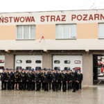 13.5.2016 Kielce. Miejskie Obchody Dnia Strażaka. O godzinie 12 spadł deszcz który opóźnił rozpoczęcie uroczystości. / Wojciech Habdas / Radio Kielce