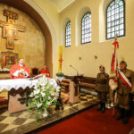 14.5.2016 Św. Katarzyna. Pomnik, poświęcony Polakom zamordowanym przez Niemców podczas II wojny światowej odsłonięto w Świętej Katarzynie. / Wojciech Habdas / Radio Kielce