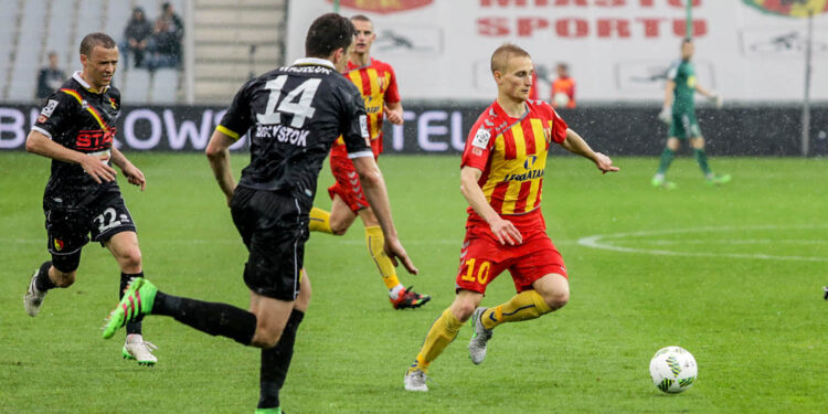 14.5.2016 Kielce. Mecz Korona Kielce - Jagiellonia Białystok. / Wojciech Habdas / Radio Kielce