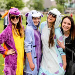 19.5.2016 Kielce. Juwenalia w pełni, studenci przeszli w barwnym korowodzie ulicami Kielc. / Wojciech Habdas / Radio Kielce