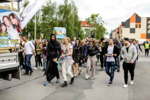 19.5.2016 Kielce. Juwenalia w pełni, studenci przeszli w barwnym korowodzie ulicami Kielc. / Wojciech Habdas / Radio Kielce