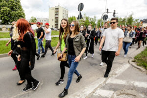 19.5.2016 Kielce. Juwenalia w pełni, studenci przeszli w barwnym korowodzie ulicami Kielc. / Wojciech Habdas / Radio Kielce