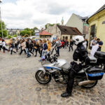 19.5.2016 Kielce. Juwenalia w pełni, studenci przeszli w barwnym korowodzie ulicami Kielc. / Wojciech Habdas / Radio Kielce