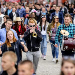 19.5.2016 Kielce. Juwenalia w pełni, studenci przeszli w barwnym korowodzie ulicami Kielc. / Wojciech Habdas / Radio Kielce