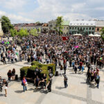 19.5.2016 Kielce. Juwenalia w pełni, studenci przeszli w barwnym korowodzie ulicami Kielc. / Wojciech Habdas / Radio Kielce