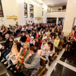 20.5.2016 Kielce. Uroczystą mszą świętą rozpoczęło się w Kielcach spotkanie Szkolnych Kół Caritas. / Wojciech Habdas / Radio Kielce