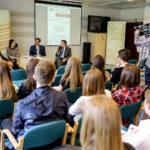 20.5.2016 Kielce. Debata pt. Rozwijamy skrzydła Polski lokalnej w Wojewódzkiej Bibliotece Publicznej. / Wojciech Habdas / Radio Kielce