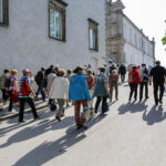 22.5.2016 Św. Krzyż. Msza św. celebrowana przez biskupa sandomierskiego Nitkiewicza i złożenie kwiatów pod figurą św. Emeryka / Wojciech Habdas / Radio Kielce