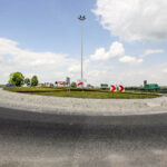 22.5.2016 Milanowska Wólka. Poświęcenie ronda im. Misjonarzy Oblatów Maryi Niepokalanej w Milanowskiej Wólce k. Nowej Słupi / Wojciech Habdas / Radio Kielce