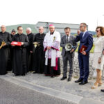 22.5.2016 Milanowska Wólka. Poświęcenie ronda im. Misjonarzy Oblatów Maryi Niepokalanej w Milanowskiej Wólce k. Nowej Słupi / Wojciech Habdas / Radio Kielce