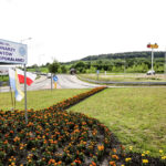 22.5.2016 Milanowska Wólka. Poświęcenie ronda im. Misjonarzy Oblatów Maryi Niepokalanej w Milanowskiej Wólce k. Nowej Słupi / Wojciech Habdas / Radio Kielce