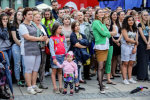 30.5.2016 Kielce. Spotkanie modlitewne na Rynku. / Wojciech Habdas / Radio Kielce