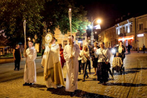 30.5.2016 Kielce. Spotkanie modlitewne na Rynku. / Wojciech Habdas / Radio Kielce